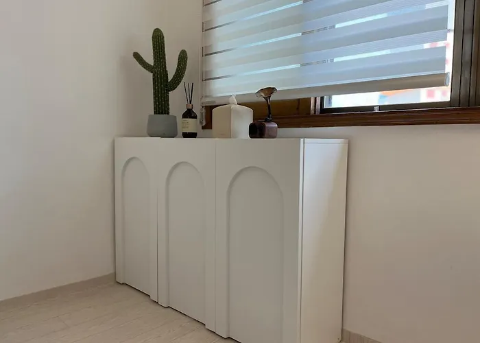 Apartment 지하철7분,9인가족숙소,동대문 명동 경복궁 10분, 성수,홍대입구 25분,장기짐보관, 성북천 벚꽂축제, 3룸 5배드, 시내중심, 로컬맛집풍부 Seoul