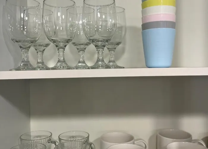 Apartment 지하철7분,9인가족숙소,동대문 명동 경복궁 10분, 성수,홍대입구 25분,장기짐보관, 성북천 벚꽂축제, 3룸 5배드, 시내중심, 로컬맛집풍부 *